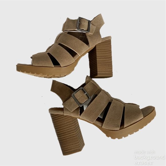 Universal Thread NWT Chunky Heel Sandal Size 8.5 - Picture 1 of 6